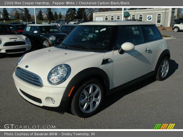 2009 Mini Cooper Hardtop in Pepper White
