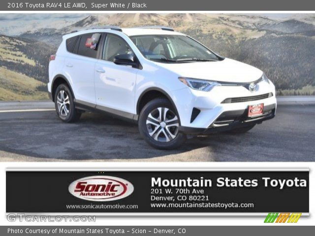 2016 Toyota RAV4 LE AWD in Super White