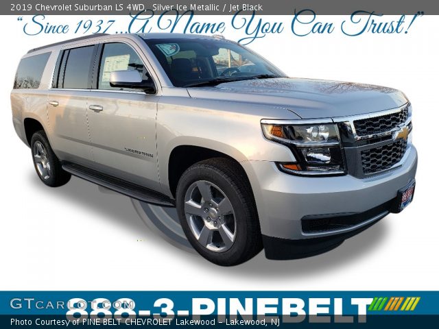 2019 Chevrolet Suburban LS 4WD in Silver Ice Metallic