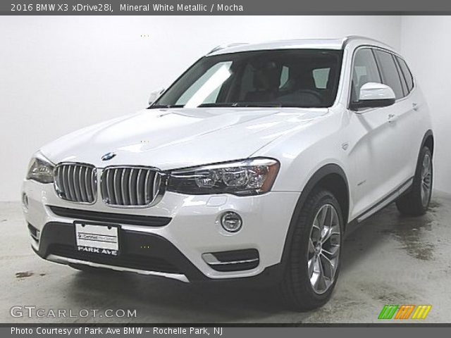 2016 BMW X3 xDrive28i in Mineral White Metallic