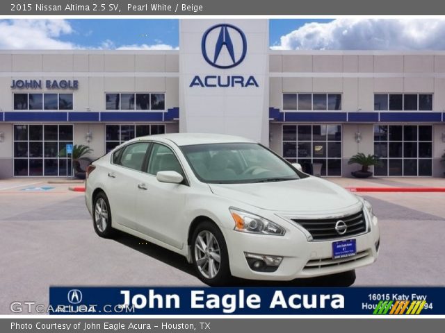 2015 Nissan Altima 2.5 SV in Pearl White