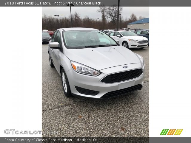 2018 Ford Focus SE Hatch in Ingot Silver