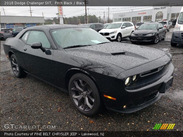 2018 Dodge Challenger SXT in Pitch Black