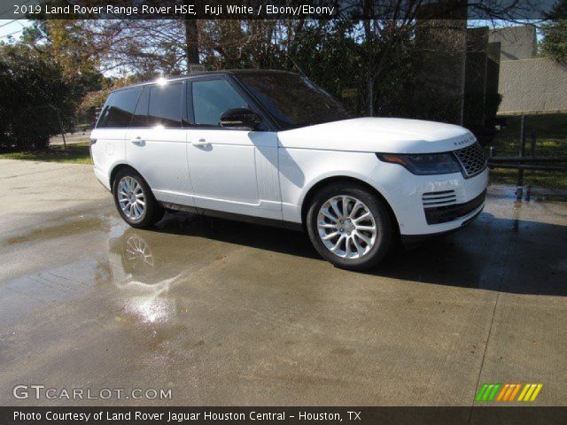 2019 Land Rover Range Rover HSE in Fuji White