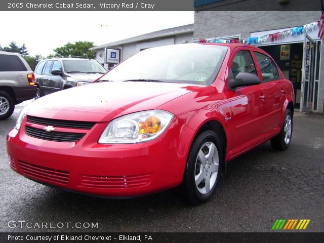 2005 Chevrolet Cobalt Sedan in Victory Red
