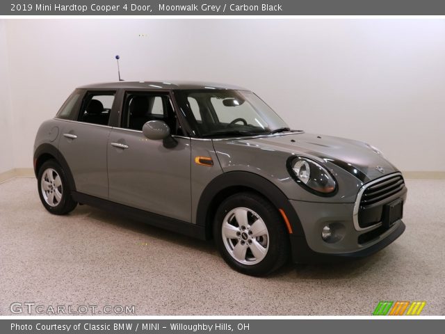 2019 Mini Hardtop Cooper 4 Door in Moonwalk Grey