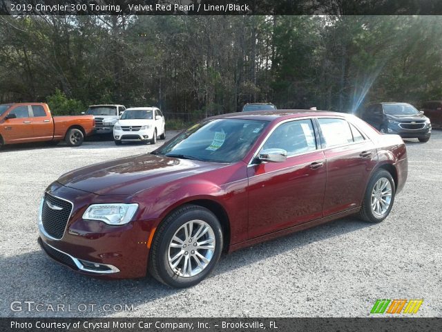 2019 Chrysler 300 Touring in Velvet Red Pearl