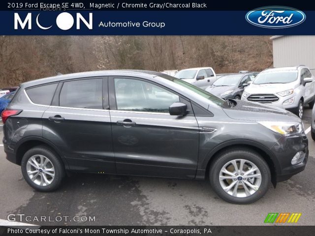 2019 Ford Escape SE 4WD in Magnetic