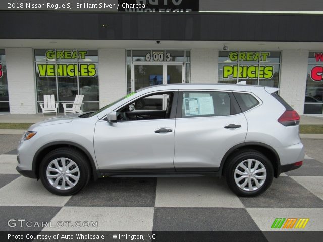 2018 Nissan Rogue S in Brilliant Silver