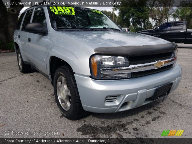 2007 Chevrolet TrailBlazer LS 4x4 in Moondust Metallic