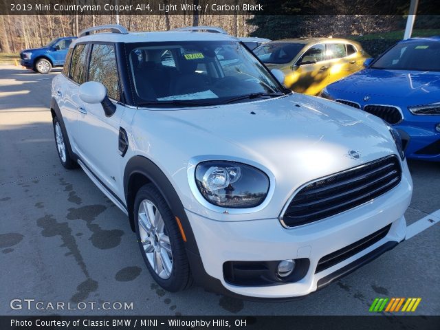 2019 Mini Countryman Cooper All4 in Light White