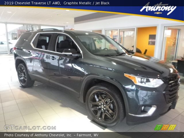 2019 Chevrolet Traverse LT AWD in Graphite Metallic