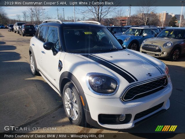 2019 Mini Countryman Cooper S All4 in Light White