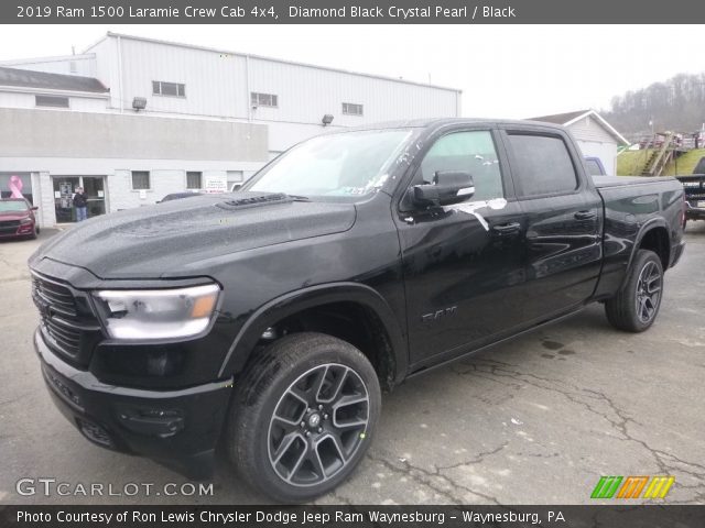 2019 Ram 1500 Laramie Crew Cab 4x4 in Diamond Black Crystal Pearl