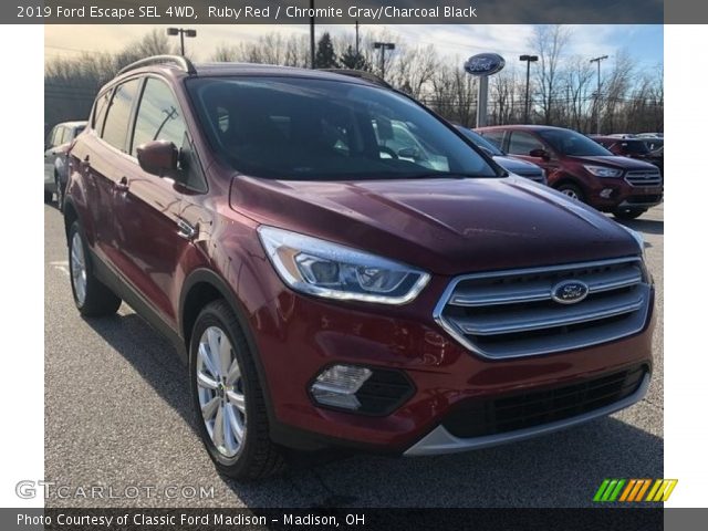 2019 Ford Escape SEL 4WD in Ruby Red