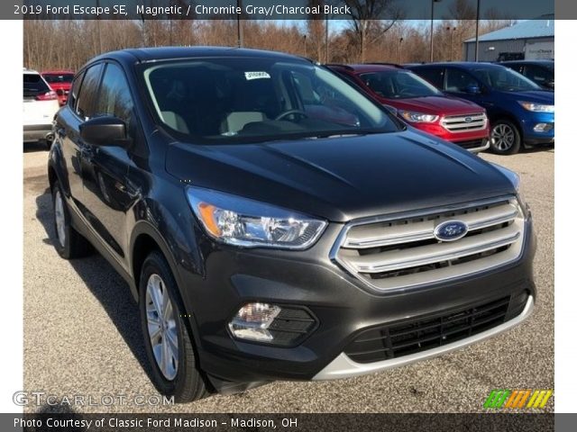 2019 Ford Escape SE in Magnetic