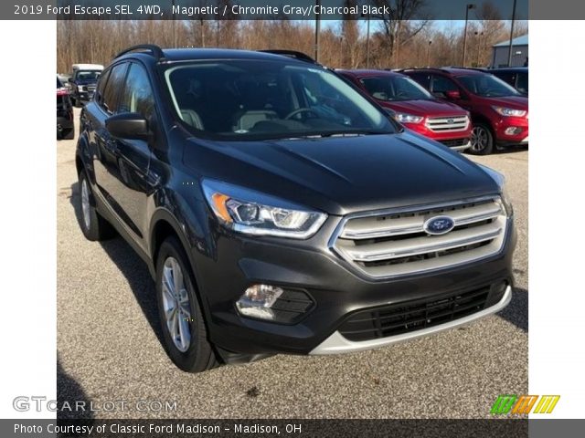 2019 Ford Escape SEL 4WD in Magnetic