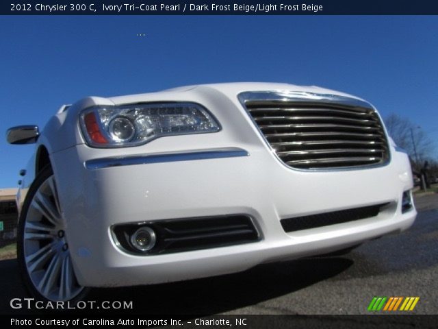 2012 Chrysler 300 C in Ivory Tri-Coat Pearl