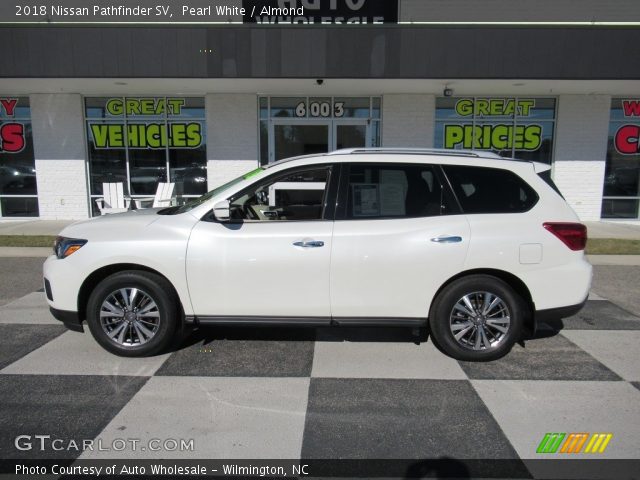 2018 Nissan Pathfinder SV in Pearl White