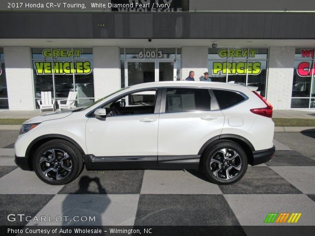 2017 Honda CR-V Touring in White Diamond Pearl