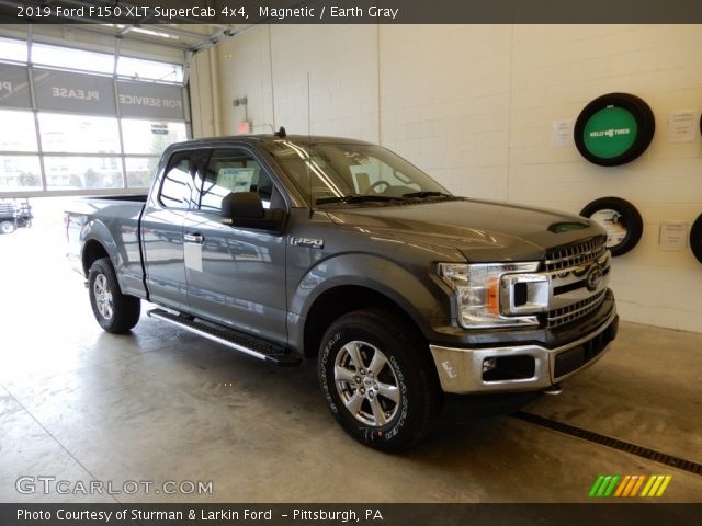 2019 Ford F150 XLT SuperCab 4x4 in Magnetic