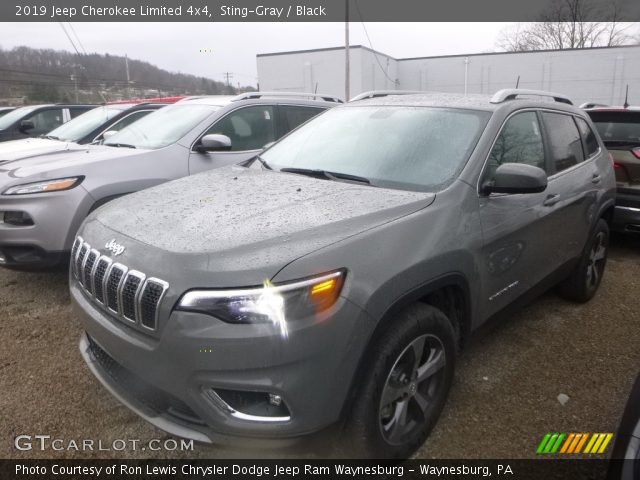 2019 Jeep Cherokee Limited 4x4 in Sting-Gray