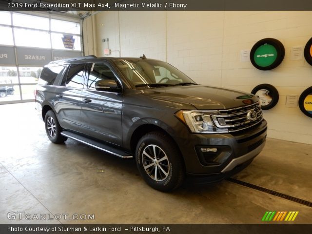 2019 Ford Expedition XLT Max 4x4 in Magnetic Metallic