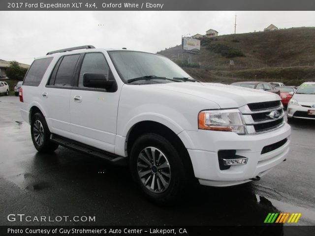 2017 Ford Expedition XLT 4x4 in Oxford White