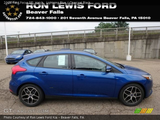 2018 Ford Focus SEL Hatch in Lightning Blue