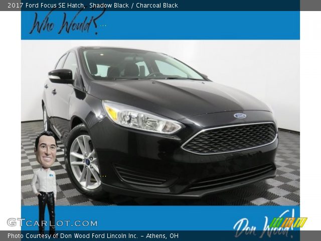 2017 Ford Focus SE Hatch in Shadow Black