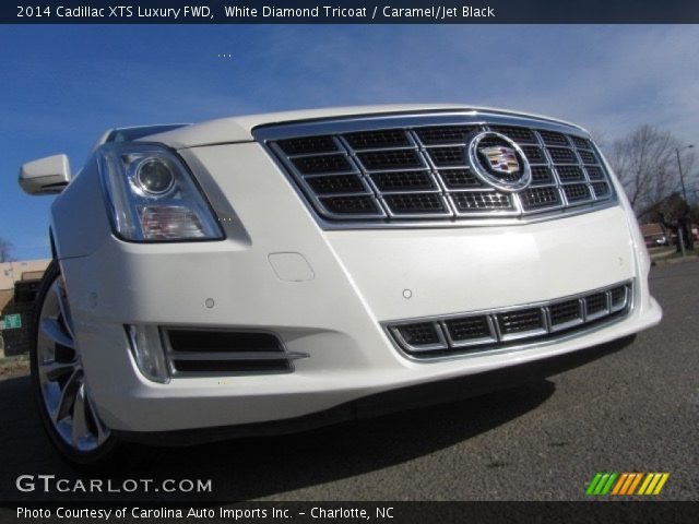 2014 Cadillac XTS Luxury FWD in White Diamond Tricoat