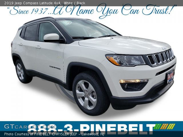 2019 Jeep Compass Latitude 4x4 in White