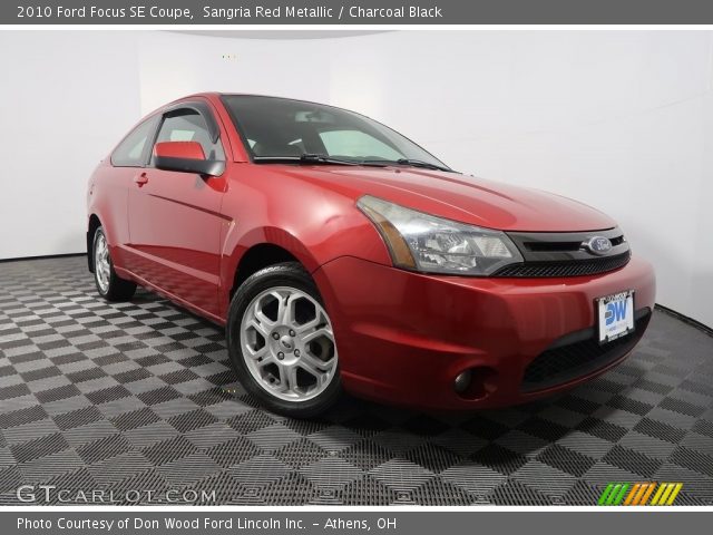 2010 Ford Focus SE Coupe in Sangria Red Metallic