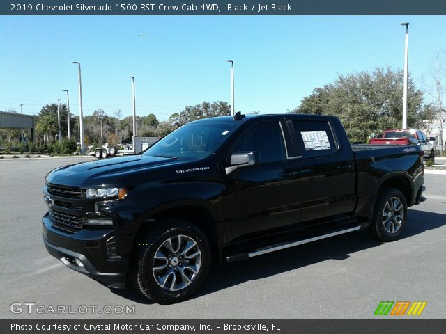 2019 Chevrolet Silverado 1500 RST Crew Cab 4WD in Black