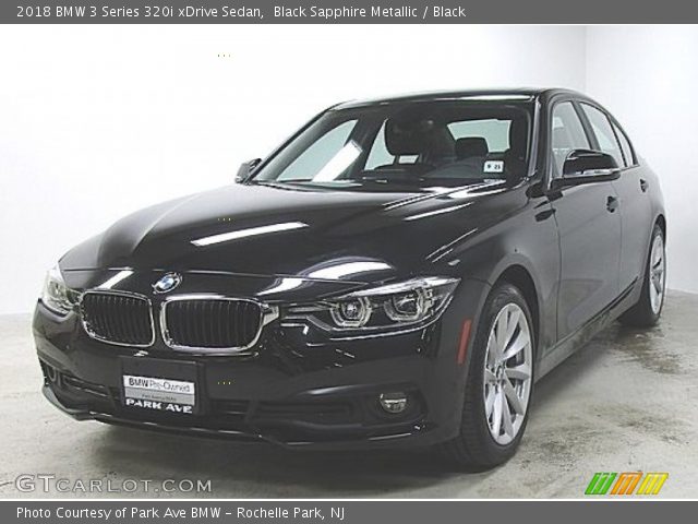 2018 BMW 3 Series 320i xDrive Sedan in Black Sapphire Metallic