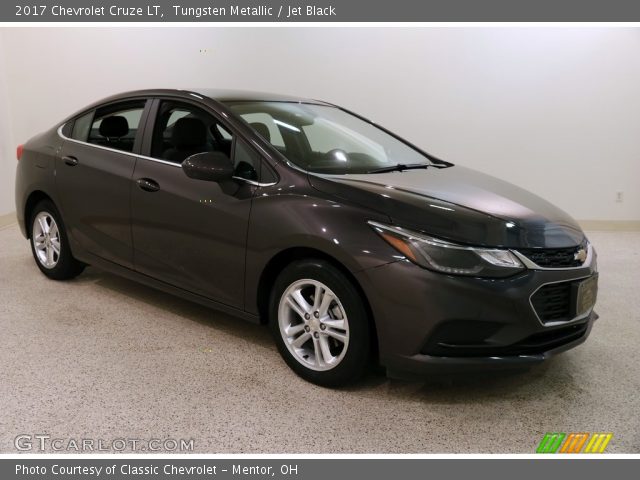 2017 Chevrolet Cruze LT in Tungsten Metallic
