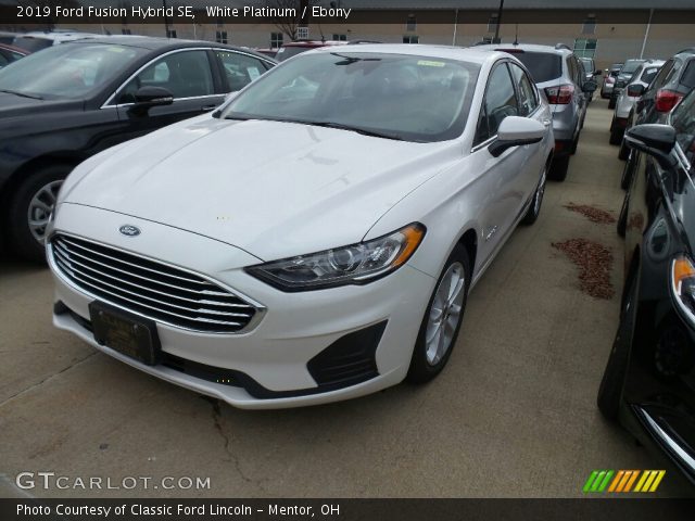 2019 Ford Fusion Hybrid SE in White Platinum