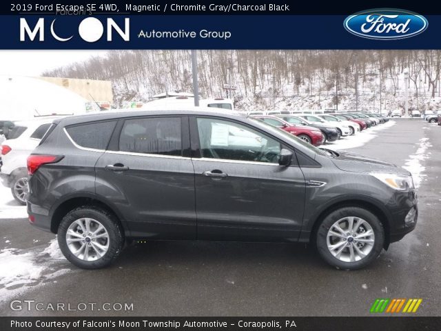 2019 Ford Escape SE 4WD in Magnetic