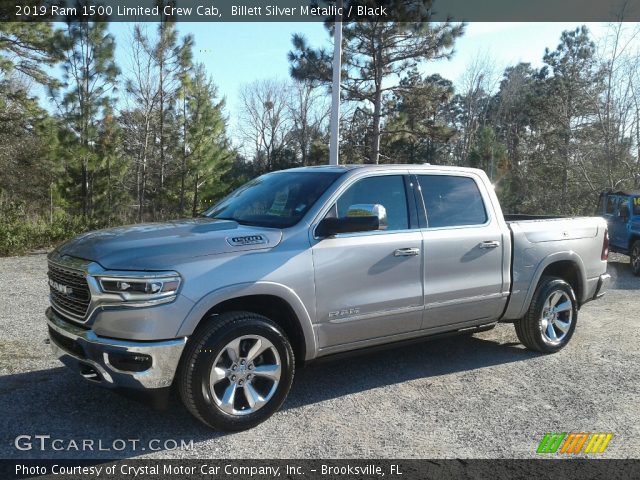 2019 Ram 1500 Limited Crew Cab in Billett Silver Metallic