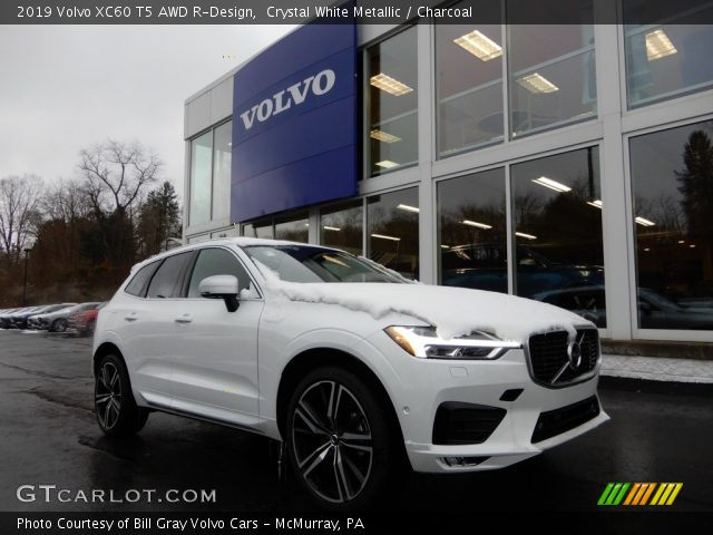 2019 Volvo XC60 T5 AWD R-Design in Crystal White Metallic