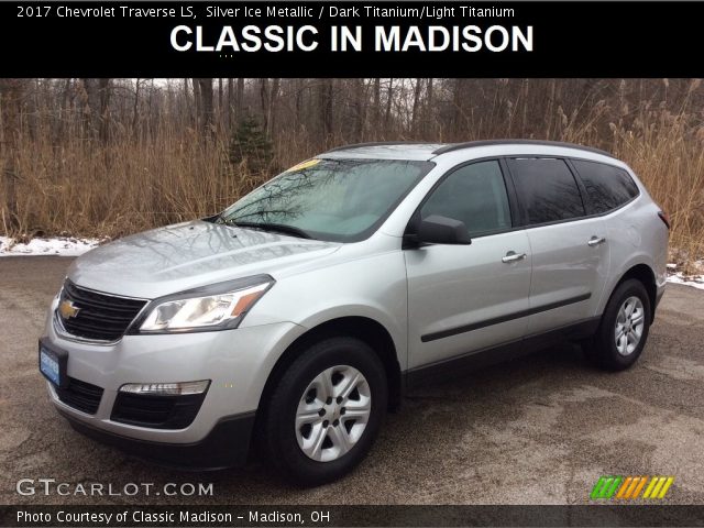 2017 Chevrolet Traverse LS in Silver Ice Metallic