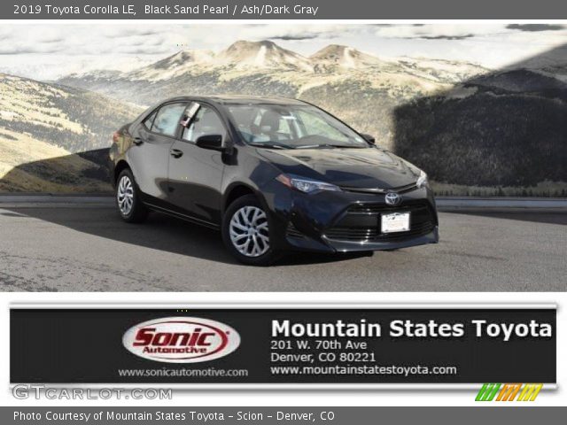 2019 Toyota Corolla LE in Black Sand Pearl