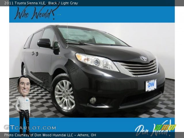 2011 Toyota Sienna XLE in Black