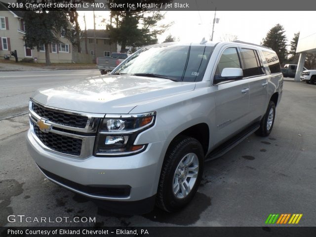 2019 Chevrolet Suburban LS 4WD in Silver Ice Metallic