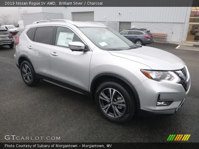 2019 Nissan Rogue SV AWD in Brilliant Silver