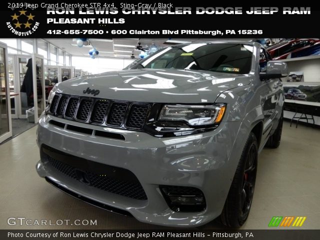 2019 Jeep Grand Cherokee STR 4x4 in Sting-Gray