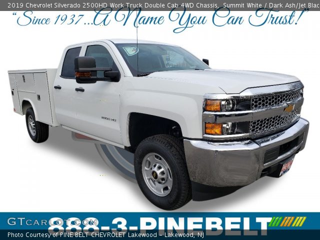 2019 Chevrolet Silverado 2500HD Work Truck Double Cab 4WD Chassis in Summit White