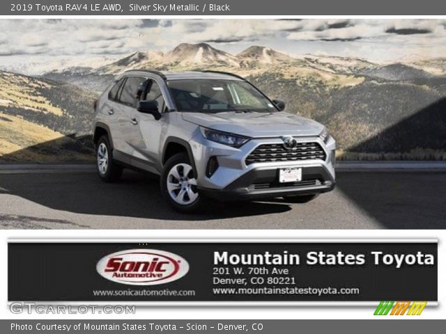 2019 Toyota RAV4 LE AWD in Silver Sky Metallic