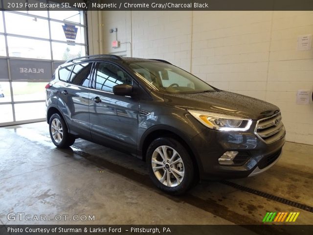 2019 Ford Escape SEL 4WD in Magnetic