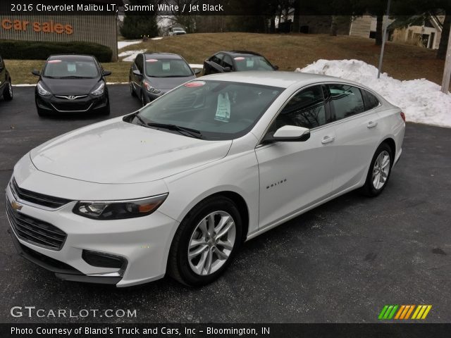2016 Chevrolet Malibu LT in Summit White